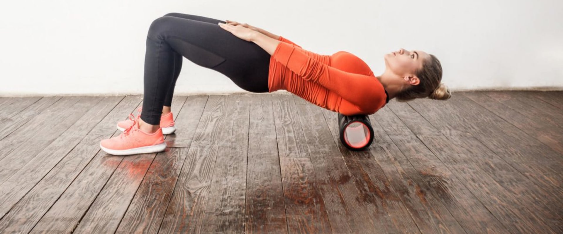 Deep Tissue Stretching Techniques for Pain Relief