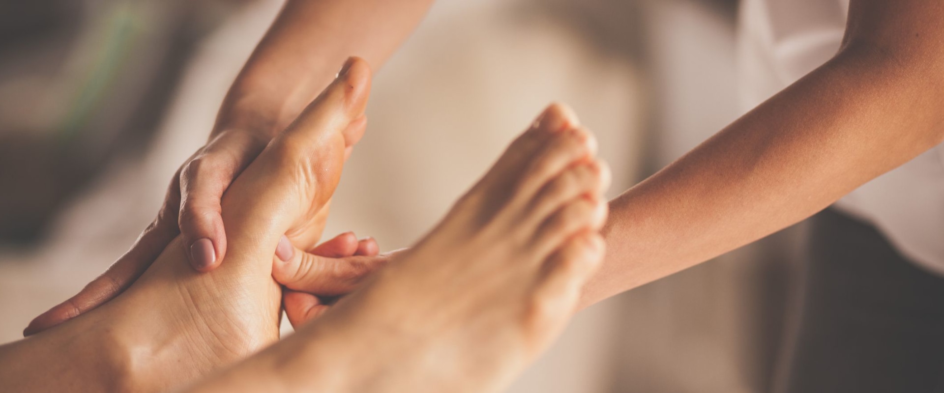 Understanding Reflexology Massage Therapy Techniques